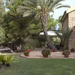 Sardegna - Con Parco E Piscina A Villa *