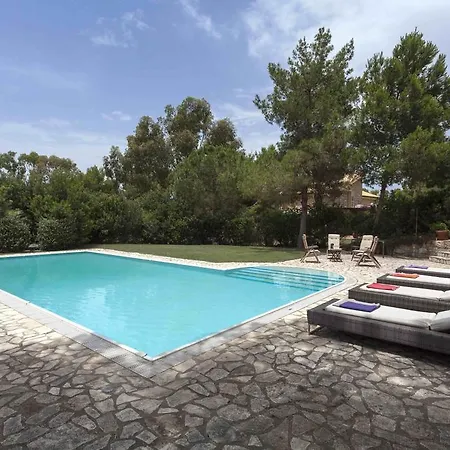 Sardegna - Villa Con Parco E Piscina A Carloforte *