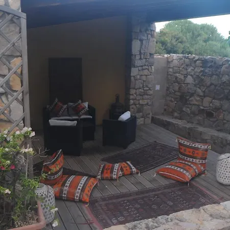 Sardegna - Con Parco E Piscina A Villa Carloforte (Isola di San Pietro)