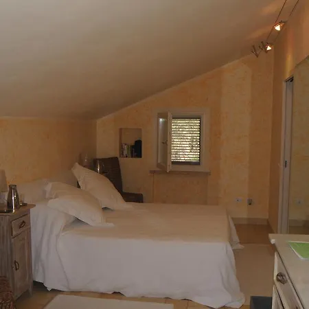 Sardegna - Villa Con Parco E Piscina A Carloforte *