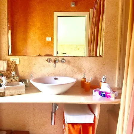 ヴィラ Sardegna - Con Parco E Piscina A