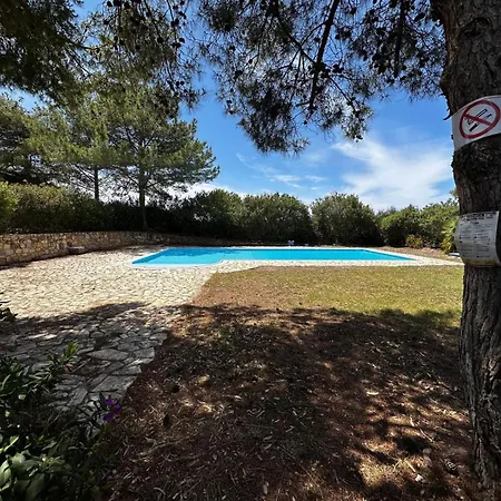 Sardegna - Villa Con Parco E Piscina A Carloforte *