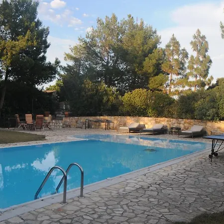 Sardegna - Con Parco E Piscina A Vila *